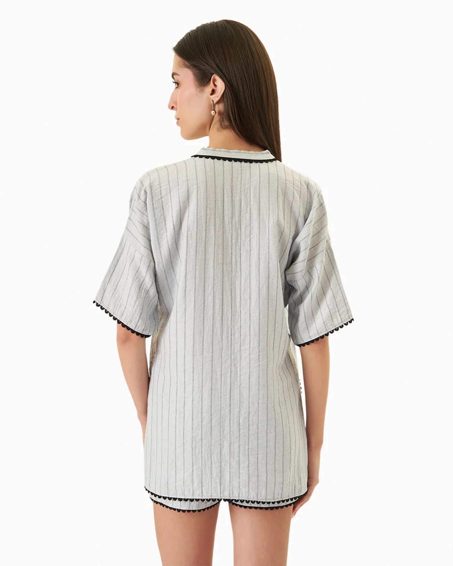 Linear Chic Set