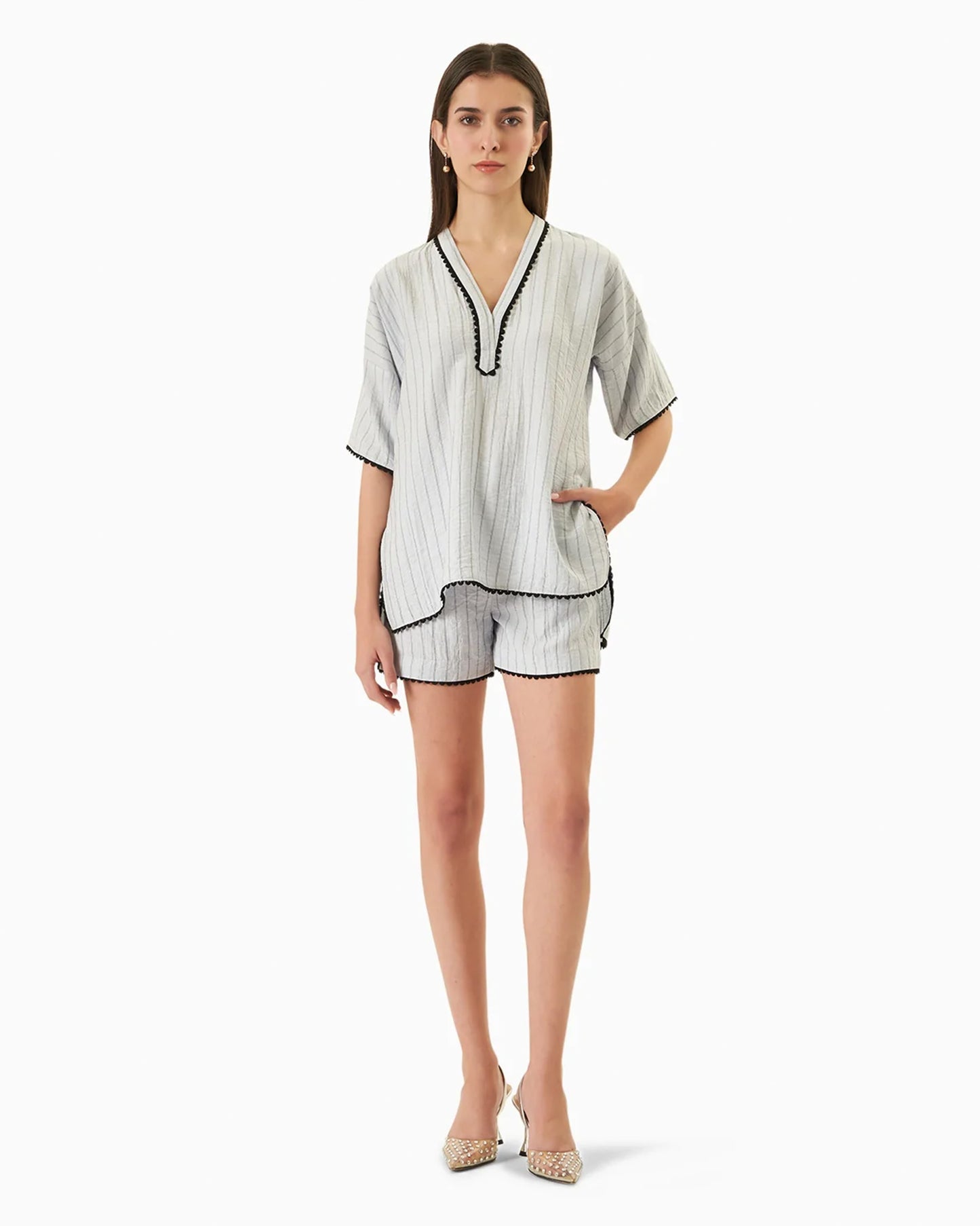Linear Chic Set