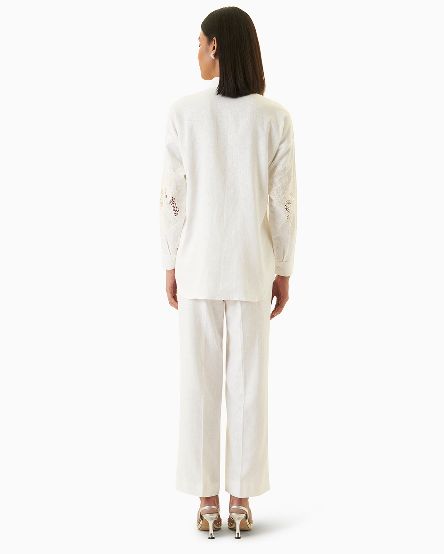 White Blossom Linen Set